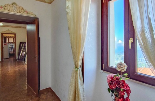 Tusa Apartment | Amazing apartment in Tusa with WiFi