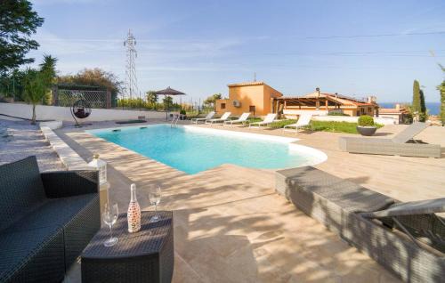 Torre Colonna-sperone House | Amazing Home In Altavilla Milicia