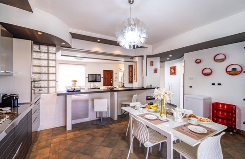 Trappitello House | Amazing home in Trappitello