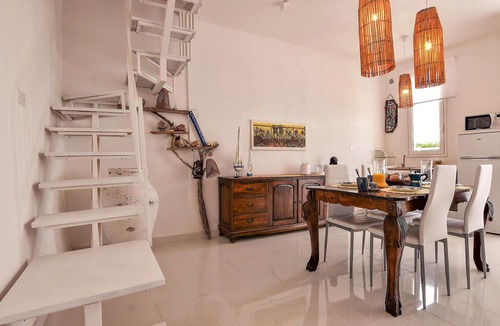 Trappeto House | Amazing home in Trappeto with WiFi