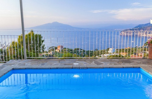 Priora House | AMORE RENTALS - Casa Augusta A with Mini Pool, Sea View, Parking and Private Terraces