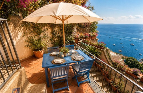 Positano Ski Chalet | AMORE RENTALS - Casa Laura with Sea View Terrace