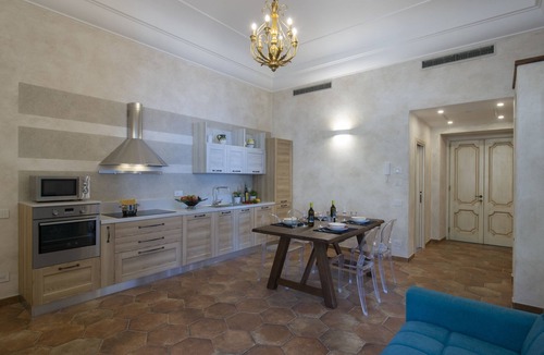 Positano Ski Chalet | AMORE RENTALS - Casa Volte Alte with External Tub, Sea View and Terrace