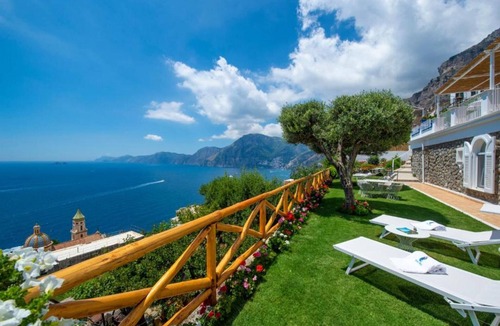 Praiano Villa | AMORE RENTALS - Villa Celeste with Heated Swimming Pool and Sea View