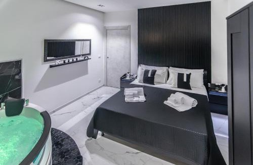 Rosolini House | Amour - House with Private Jacuzzi