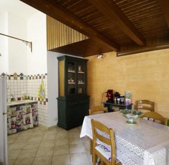 Calascibetta House | Amuri di casa