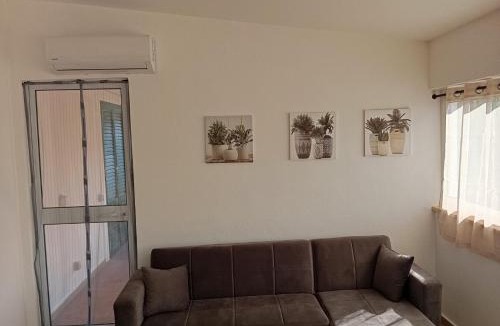 Partinico House | AngelBry