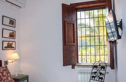 Reggio Calabria House | Antica cantina Emilia