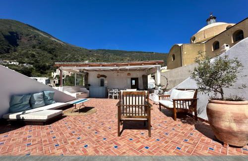 Santa Marina Salina Bed & Breakfast | ANTICA DIMORA Santa Marina Salina