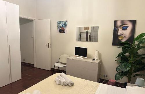 Corso dei Mille - Sant'Erasmo Apartment | Apartament Dimora di Maury a due passi dai trasporti e da Ballarò