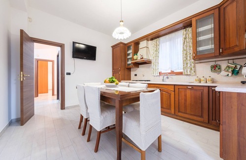 Francavilla di Sicilia Apartment | Apartment 'Alkantara' with Private Terrace, Balcony and Air Conditioning