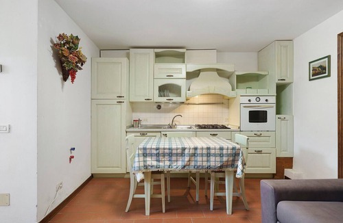Terranuova Bracciolini Apartment | Apartment 'Granaio' with Shared Garden, Wi-Fi and Air Conditioning