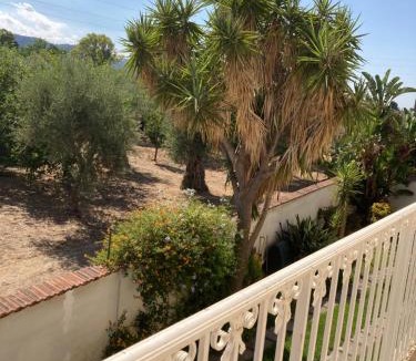 Priolo Gargallo Apartment | Apartment 1st floor in Villino Eliana