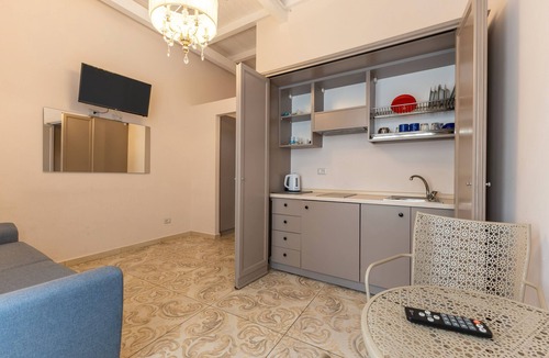 Licata Apartment | Apartment 'Al Duomo - Appartamento Deluxe' with Shared Terrace, Wi-Fi and Air Conditioning