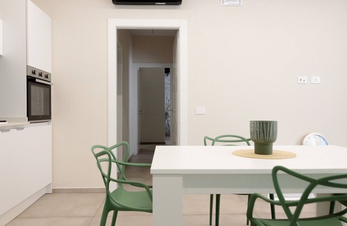 Syracuse Apartment | Apartment 'Athena' with Shared Pool, Wi-Fi and Air Conditioning