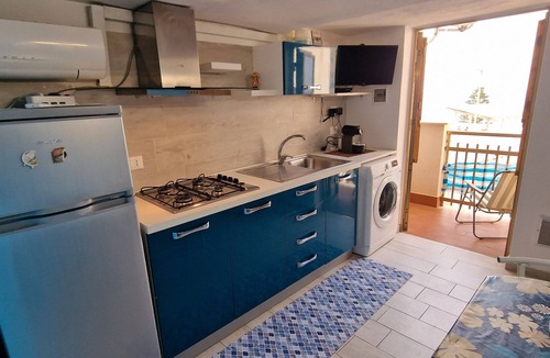 Alcamo Marina Apartment | Apartment 'Balcone Sul Golfo' with Sea View, Wi-Fi and Air Conditioning