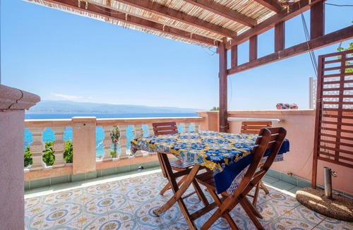 Province of Messina Apartment | Apartment 'Blue Eden Strait' with Sea View, Wi-Fi and Air Conditioning