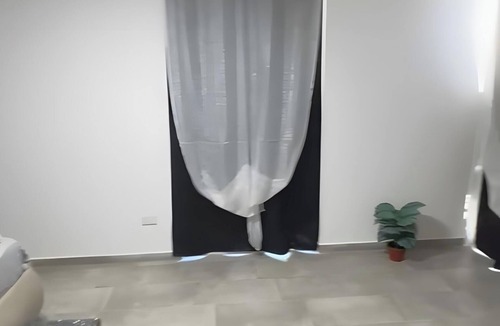 Carlentini Apartment | Apartment 'Camera Luna' with Shared Pool, Wi-Fi and Air Conditioning
