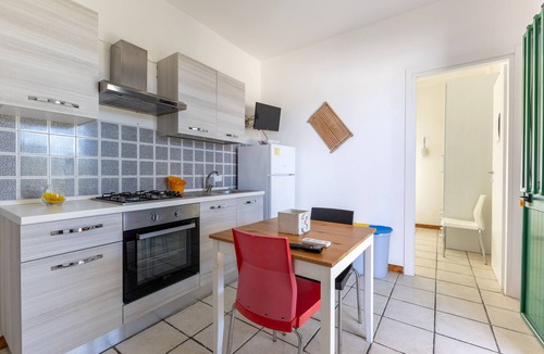 Punta Braccetto Apartment | Apartment 'Caretta' with Private Terrace, Wi-Fi and Air Conditioning