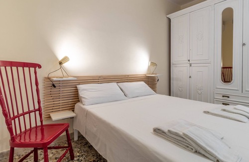 Sampieri Apartment | Apartment 'Carignano 94' with Private Terrace, Wi-Fi and Air Conditioning