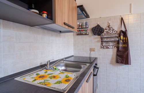 Pachino Apartment | Apartment 'Casa Intersimone' with Wi-Fi and Air Conditioning