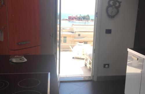 Marzamemi Apartment | Apartment 'Casa Marea Attico' with Sea View, Wi-Fi and Air Conditioning