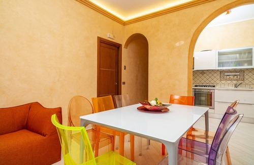 Recanati Apartment | Apartment 'Casa Recanati' with Private Terrace and Air Conditioning