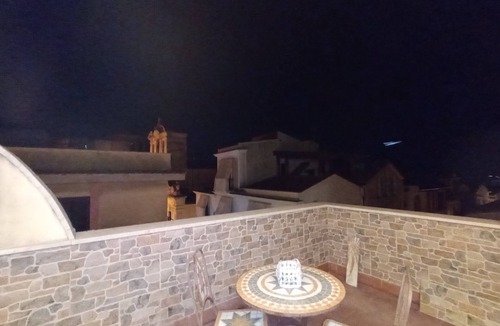 Monreale Apartment | Apartment center of Monreale a stone's throw from the cathedral. CIN EN082049C2O4USCBQ3
