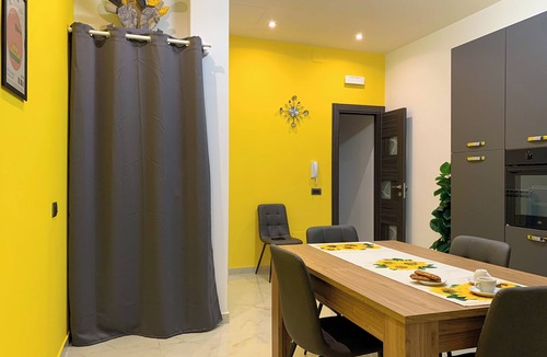 Misterbianco Apartment | Apartment complete of all services a stone's throw from Catania Center, Etnaland