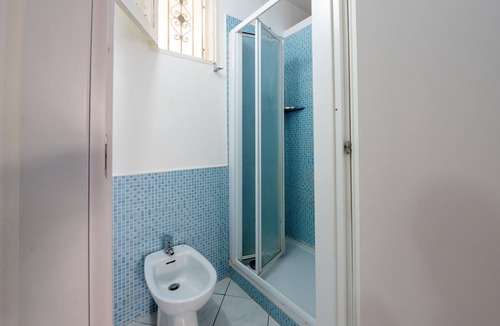 Old Town Apartment | Apartment 'Cortile Maggiore Home' with Wi-Fi and Air Conditioning