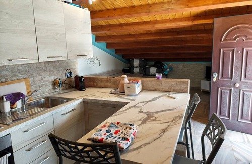 Arenella Apartment | Apartment 'Dea' with Shared Pool, Wi-Fi, and Air Conditioning
