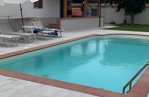Arenella Apartment | Apartment 'Dea' with Shared Pool, Wi-Fi, and Air Conditioning