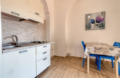 Torre Lapillo House | Apartment 'Florence - Bilocale 2' with Private Terrace, Wi-Fi and Air Conditioning