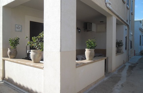 Tre Fontane Apartment | Apartment Holiday home Three fountains