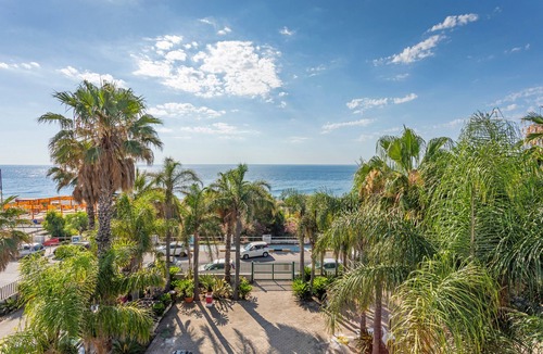 Fondachello Apartment | Apartment 'I Ciottoli Dello Ionio - Apt 10' with Sea View, Shared Terrace and Balcony
