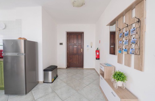 Capo Zafferano Apartment | Apartment in a villa just a stone's throw from the sea