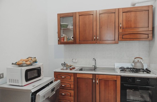 Cefalu Apartment | Apartment in garden a few steps from the sea from the historic centre