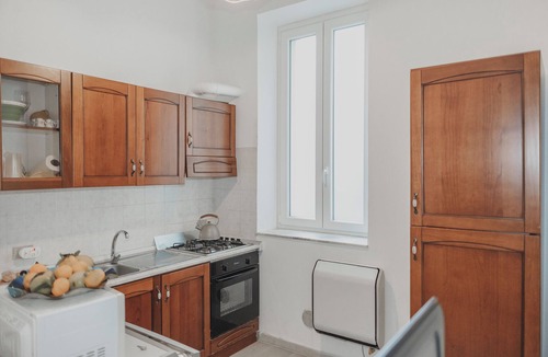 Cefalu Apartment | Apartment in garden a few steps from the sea from the historic centre
