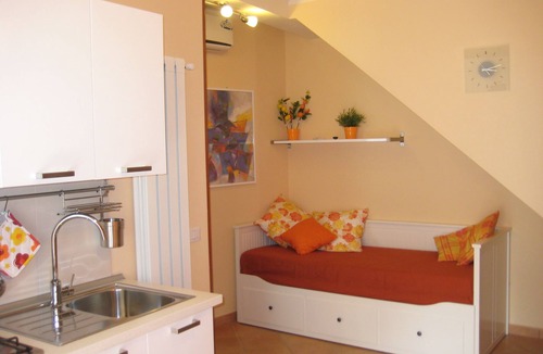 Old Town Apartment | Apartment in the historic center a stone's throw from the sea with a view of the cathedral. Second floor