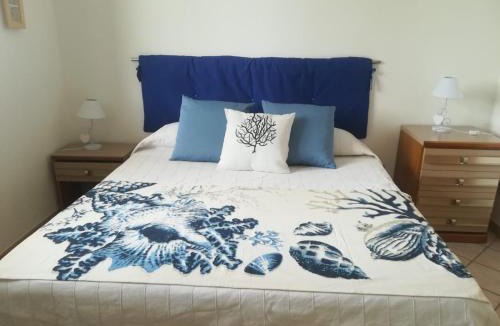 Porto Palo Apartment | Apartment In Villa near The Sea