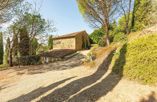 Castiglion Fiorentino Apartment | Apartment 'Granaio - Borgo Dolci Colline' with Private Pool, Wi-Fi & Air Conditioning