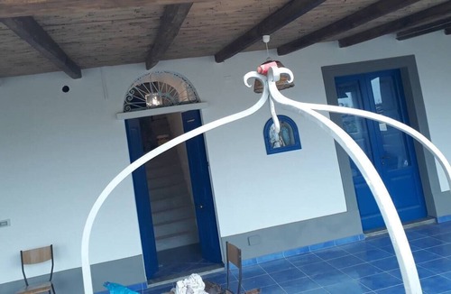 Santa Marina Salina House | Apartment in villa Bouganville + Girasole + Begonia