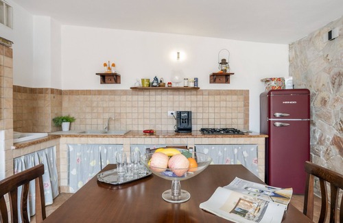 Bagheria House | Apartment 'Villa Cycas' with Sea View, Wi-Fi and Air Conditioning