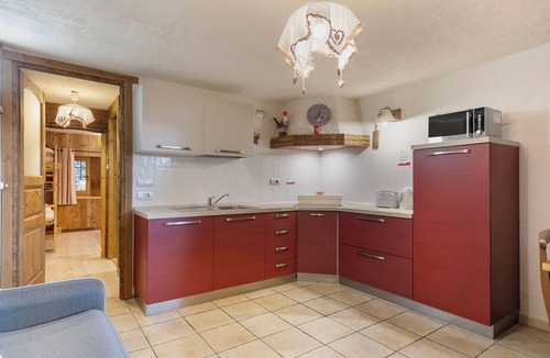Gressan Apartment | Apartment 'La Remisa' with Shared Terrace, Shared Garden and Wi-Fi