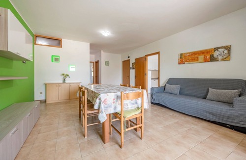 Balestrate Apartment | Apartment 'Le Magnolie 7 -1° Piano' with Sea View, Wi-Fi and Air Conditioning