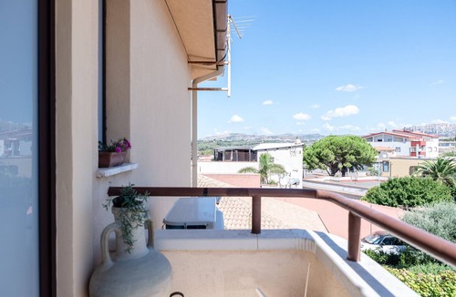 San Leone House | Apartment Le Primule, pet-friendly, with sea view and balcony