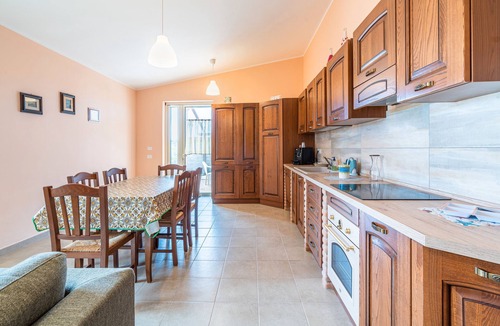 Granelli Apartment | Apartment 'Limone' with Private Terrace, Wi-Fi and Air Conditioning