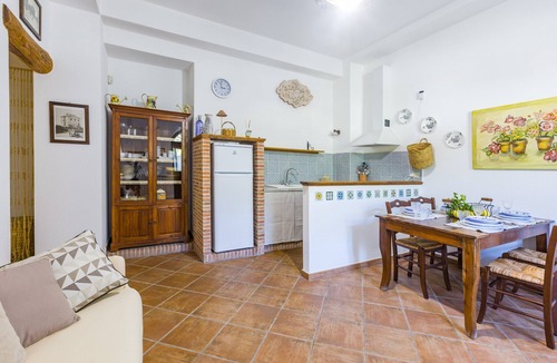 Piraino Apartment | Apartment 'Magnolia' with Mountain View, Wi-Fi and Air Conditioning