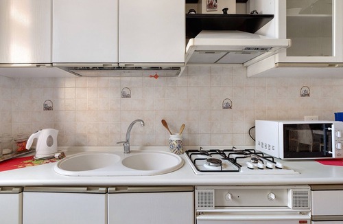 Trappeto Apartment | Apartment 'Makari' with Sea View and Wi-Fi