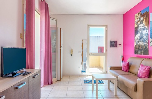 Noto Marina Apartment | Apartment Maremonti Sea 4 close to the Beach with Terraces & A/C